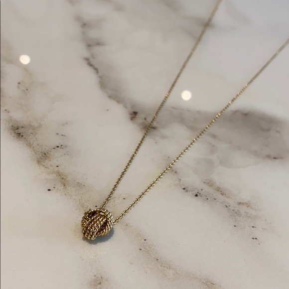 Tiffany & Co. twisted knot gold necklace - Picture 4 of 7